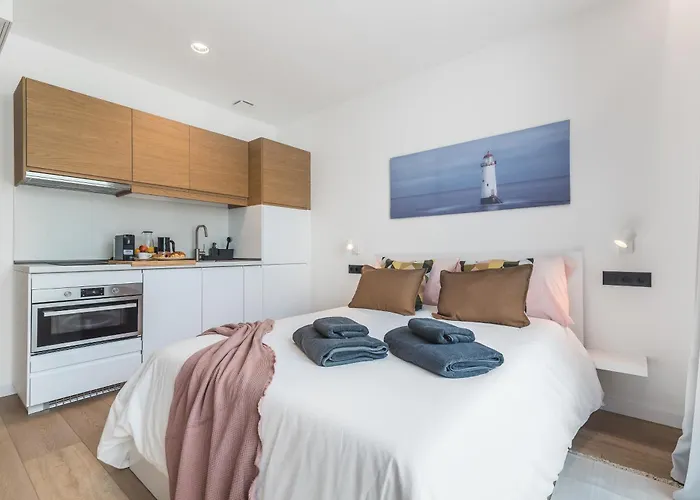 Готель La Vega De Ciudad Jardin 2*