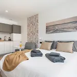 فندق La Vega De Ciudad Jardin 2*