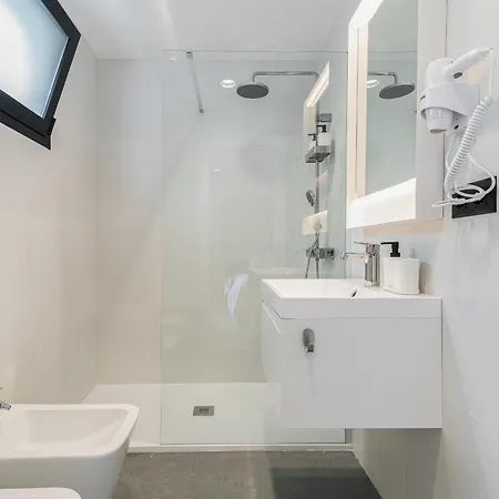 فندق La Vega De Ciudad Jardin 2*
