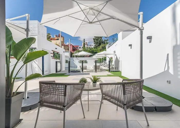 Ξενοδοχείο La Vega De Ciudad Jardin 2*